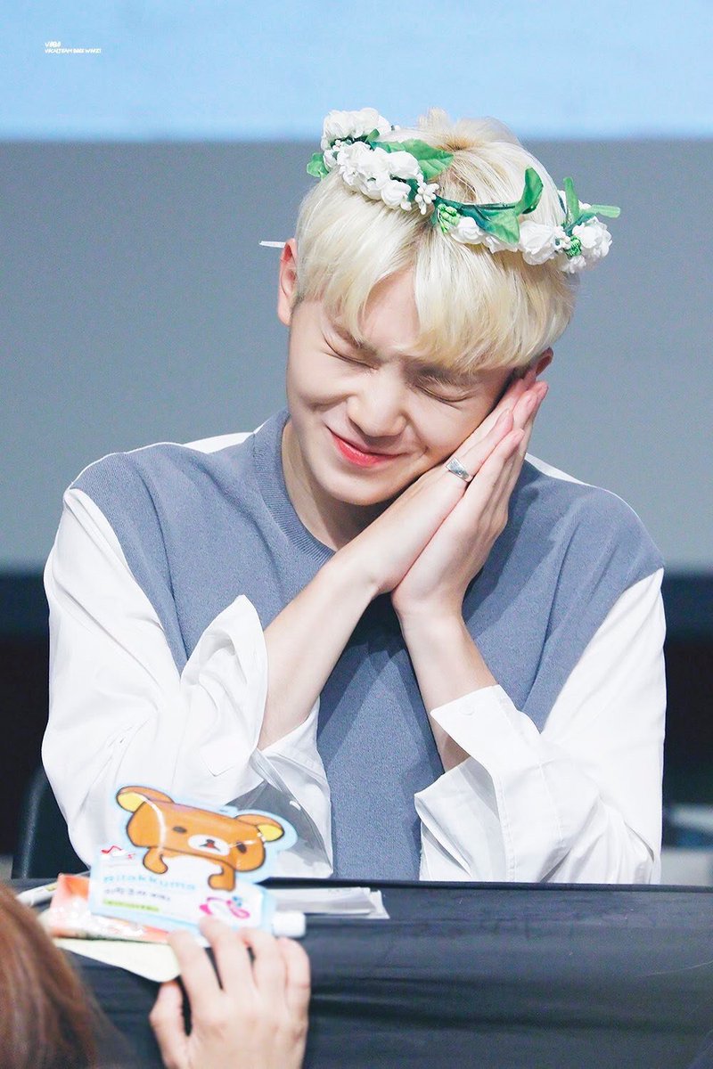 し か く 低 No Twitter ウジ誕生日おめでとう ウジの笑顔と作詞は世界一の癒しでだいすきが溢れて止まりません 本当に生まれてきてくれてありがとう あなたの笑顔が永遠に続きますように Vobowooziday 천재작곡가 우지야 생일축하해 T Co