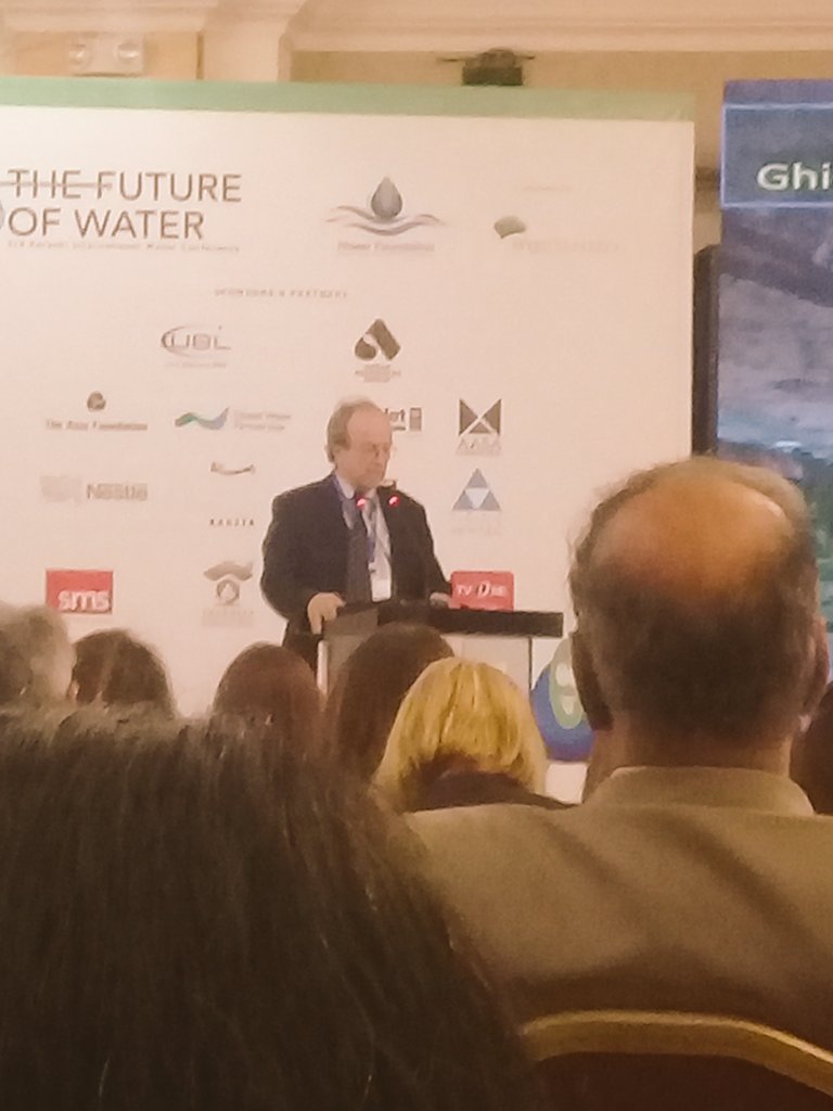 madihamuhammad3's tweet photo. At the closing session Dr. David Grey (Visiting prof. Oxford University)
@hisaarfoundation 3rd #KIWC 2017 #happeningnow
#Water #ClimateAction #fowater17 #watfuture #Karachi #starlinkspr #watercrisis #scarcity #future #SDGs https://t.co/Q5omUb2dpo