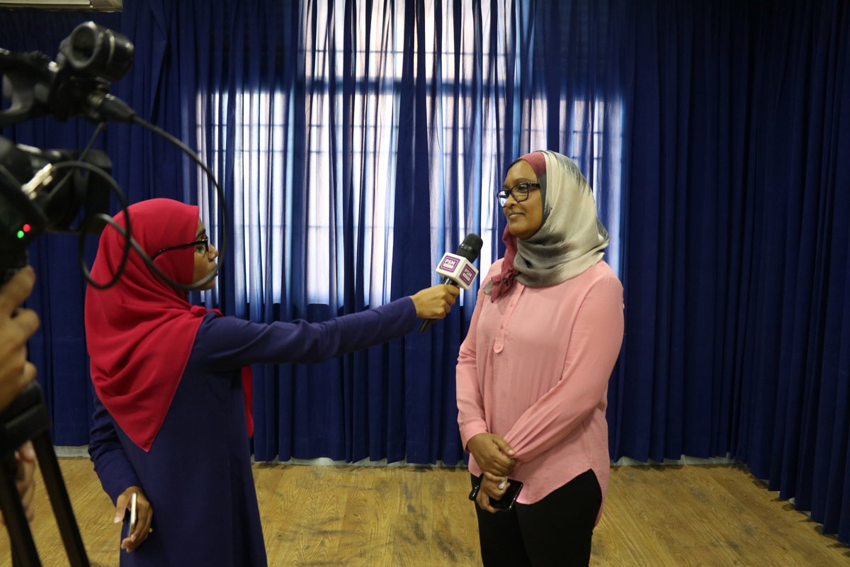 MoEdumv's tweet photo. President of @pearson , Rod Bristow and his team along with officials from @EducationMV Ministry with a team from @UfaaMv visit @jamaluddin_mv School to meet BTEC students. @aishathshiham https://t.co/pIFwW5tVQS