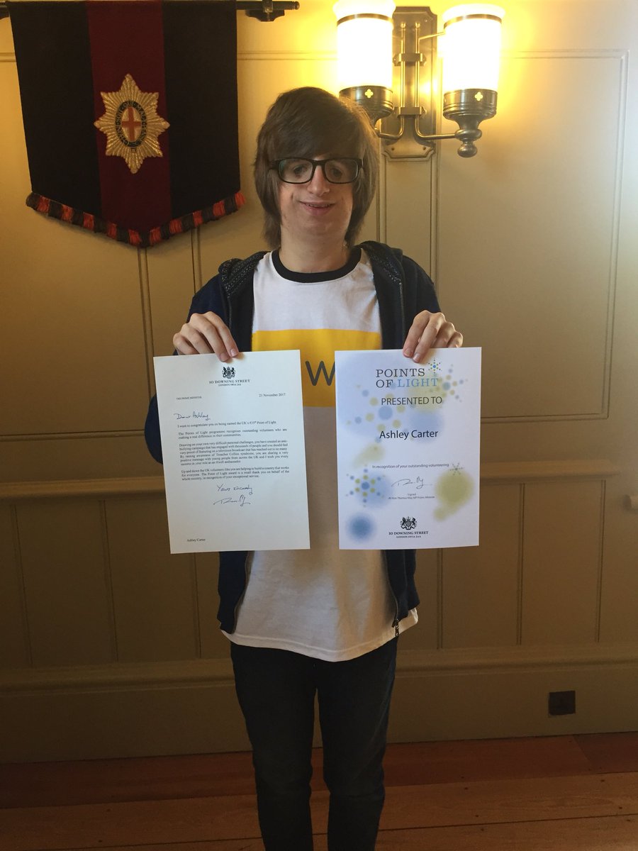 FixersUK's tweet photo. It’s been a big day for #Fixer @carterashley13. Not only has he become an #iwill ambassador, he’s also received the Points of Light award, which recognises outstanding volunteers. Here he is with both of his certificates and his signed letter from the Prime Minister!#iwillweek https://t.co/A52BEXmuQ1
