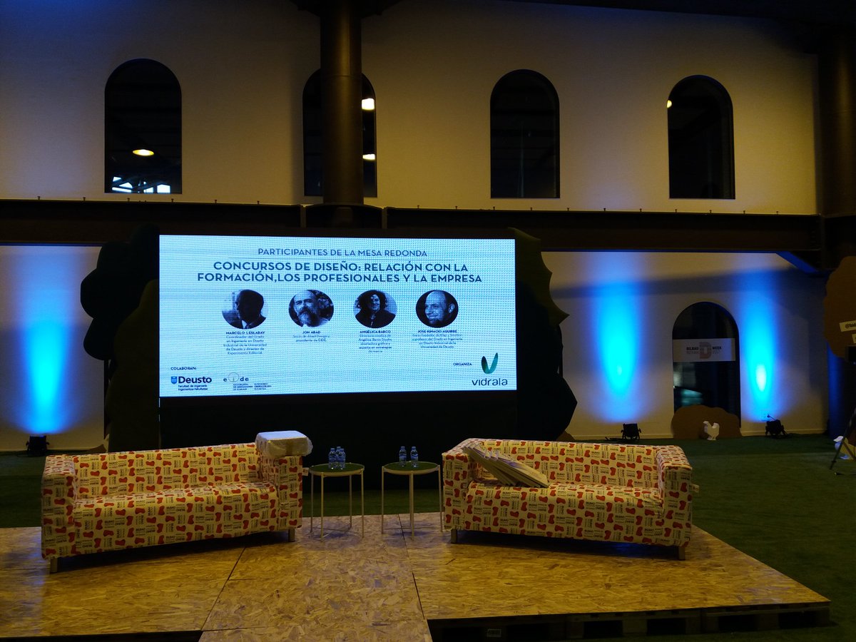 Vidrala_Group's tweet photo. Todo listo para comenzar la entrega de premios MasterGlass en @AzkunaZentroa #BiDweek17 https://t.co/U60RXKg8Fs