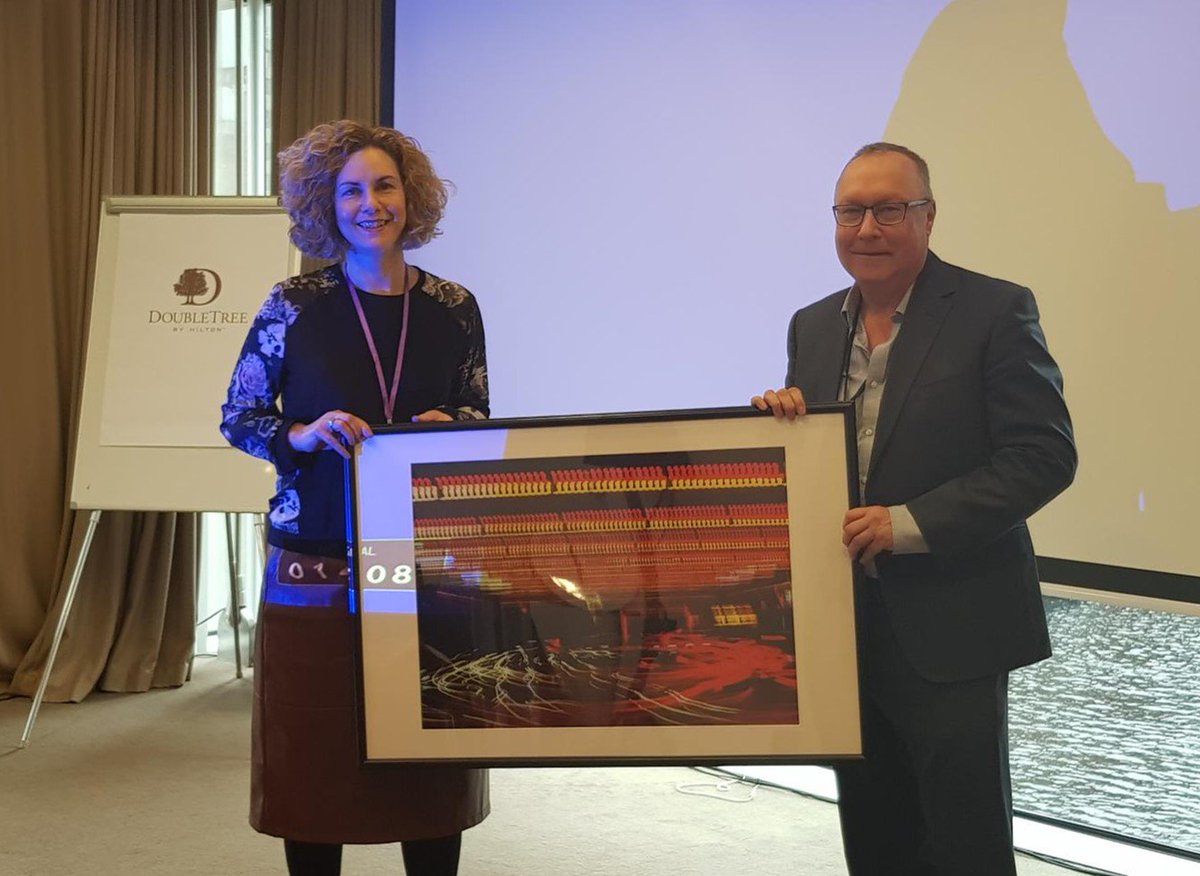 Well done to Kathryn Boyd from @QUBelfast for her top performance during today's heads or tails; snagging her this amazing artwork to raise money for @CryptLeeds #tkpinsight #highered