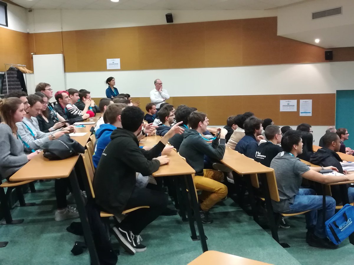 AngersTech's tweet photo. 🦊 #Design4Green is now launching from #Angers @groupeesaip! @LaPlanneuse congratulates partners, attendees and organizers! Good luck 🙏 https://t.co/itU4clLQpY