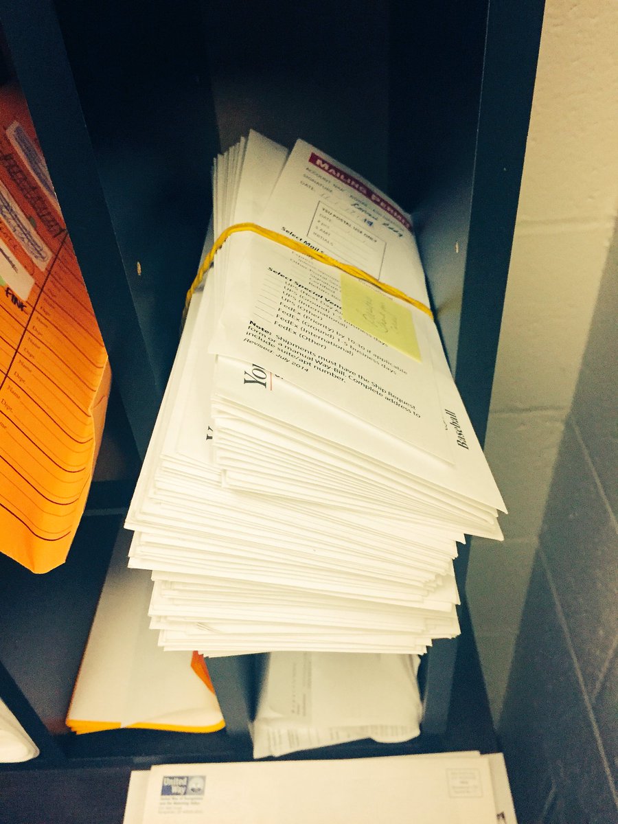 YSUBaseball's tweet photo. Our guys are THANKFUL for so much! Over 100 letters went out last week #ChangeYourBest #YIAW https://t.co/0Px8hZqZOs
