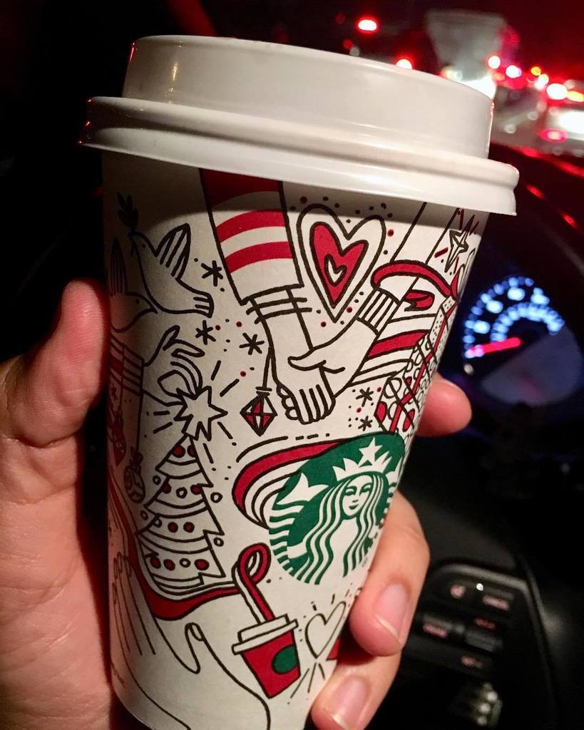 samdiaz's tweet photo. I don't know what the big uproar on the Internet is all about... I mean #iLoveLesbians and all, but that arm obviously shows that @starbucks is playing a game of #WheresWaldo with us! π #WaldoFoundLove #MintChocolateInMyCup #GetInMyMouth #ThriveLikeSam https://t.co/xHzoMTc5Mw https://t.co/yjb8YUlKhq