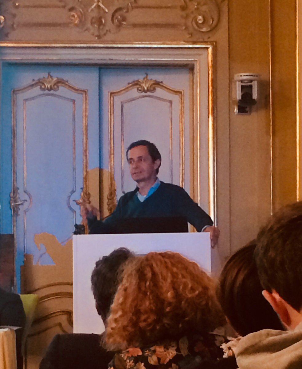 TucciTw's tweet photo. Carlo Mazzini al #Cisef di Genova a spiegare la riforma del Terzo Settore. Evento in collaborazione @OspedaleGaslini tra @assif_ita https://t.co/jeAK9TULxH