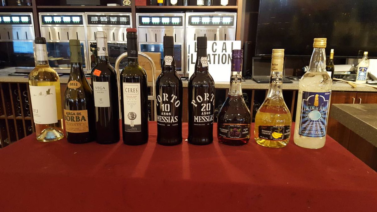 BusaWine's tweet photo. Eu Amo Portugal!  Stop in tonight to finish your thanksgiving shopping with Fine Wines, Ports and Spirits from Portugal.   Tasting begins at 4:30!  #myfavoritedessert #HappyThanksgiving https://t.co/rdY7jKv0BI