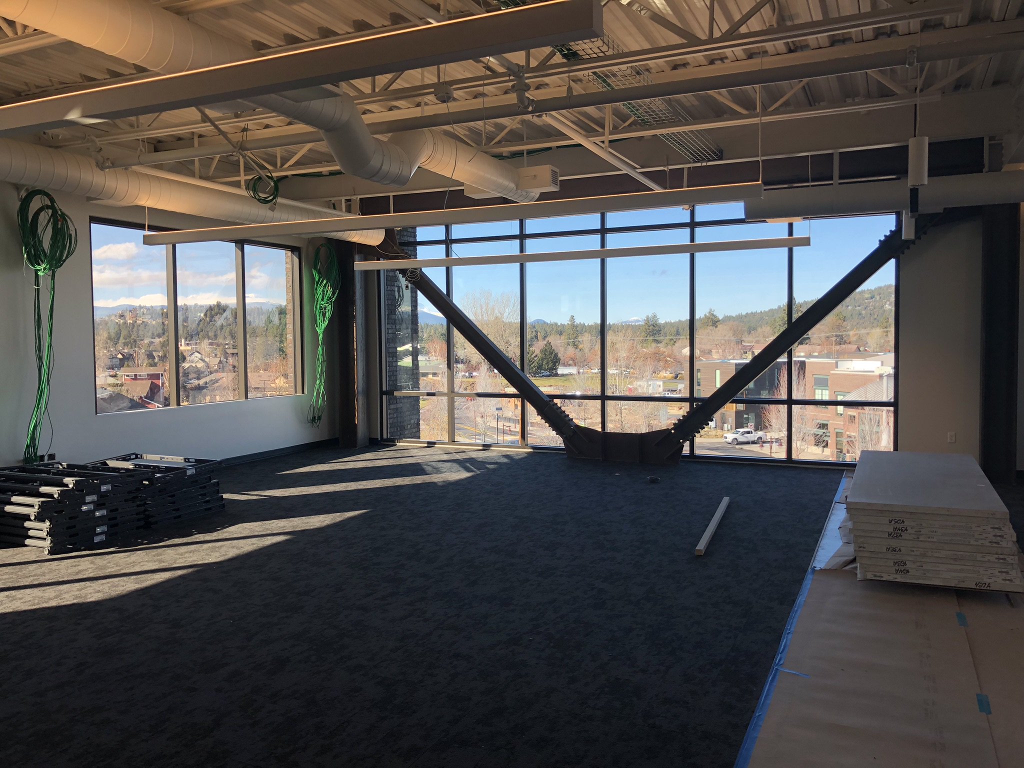 бразилиа квартиры. Bend studio. жизненные истории лого. Cybex logo. Bend studio проекты.