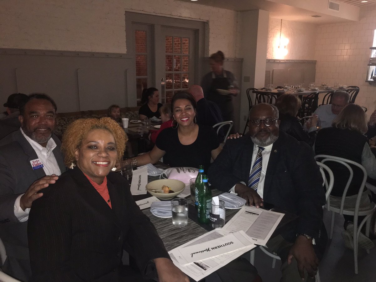 KFinProductions's tweet photo. Such a lovely and MOTIVATING evening, hearing MajGen J. Gary Cooper speak about his time in the USMC&amp;his best selling book.He continues to help young people make a difference right here,right now. Dinner @SouthernNatMob was MAGNIFICENT! We're so thankful for our friends&amp;family... https://t.co/sf4zn1zhyK