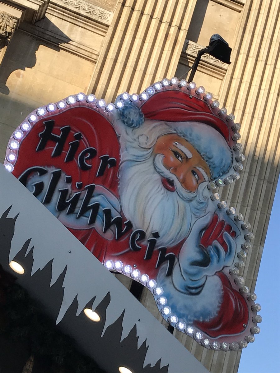 vastenaekel's tweet photo. J-2 #lesplaisirsdhiver #Bruxelles #marchedenoel #sapin #grandplace #feeries @SSlabbaert @visitbrussels @VilleBruxelles @rbc_bhg #🎄 https://t.co/W0y4LzkZAK