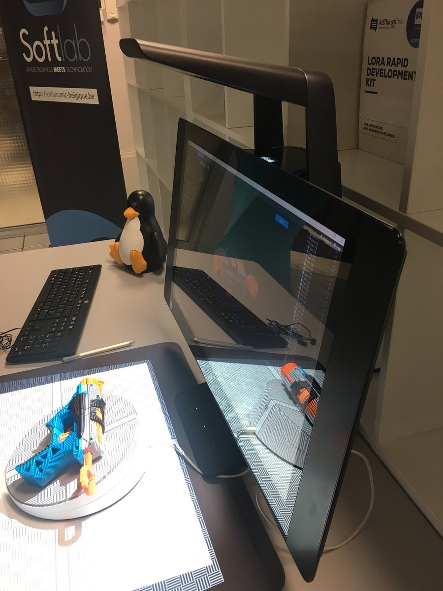 makerslabmons's tweet photo. New toy in the place !?! Let’s go the Nerf war in Hololens https://t.co/dQbNCBIVZG