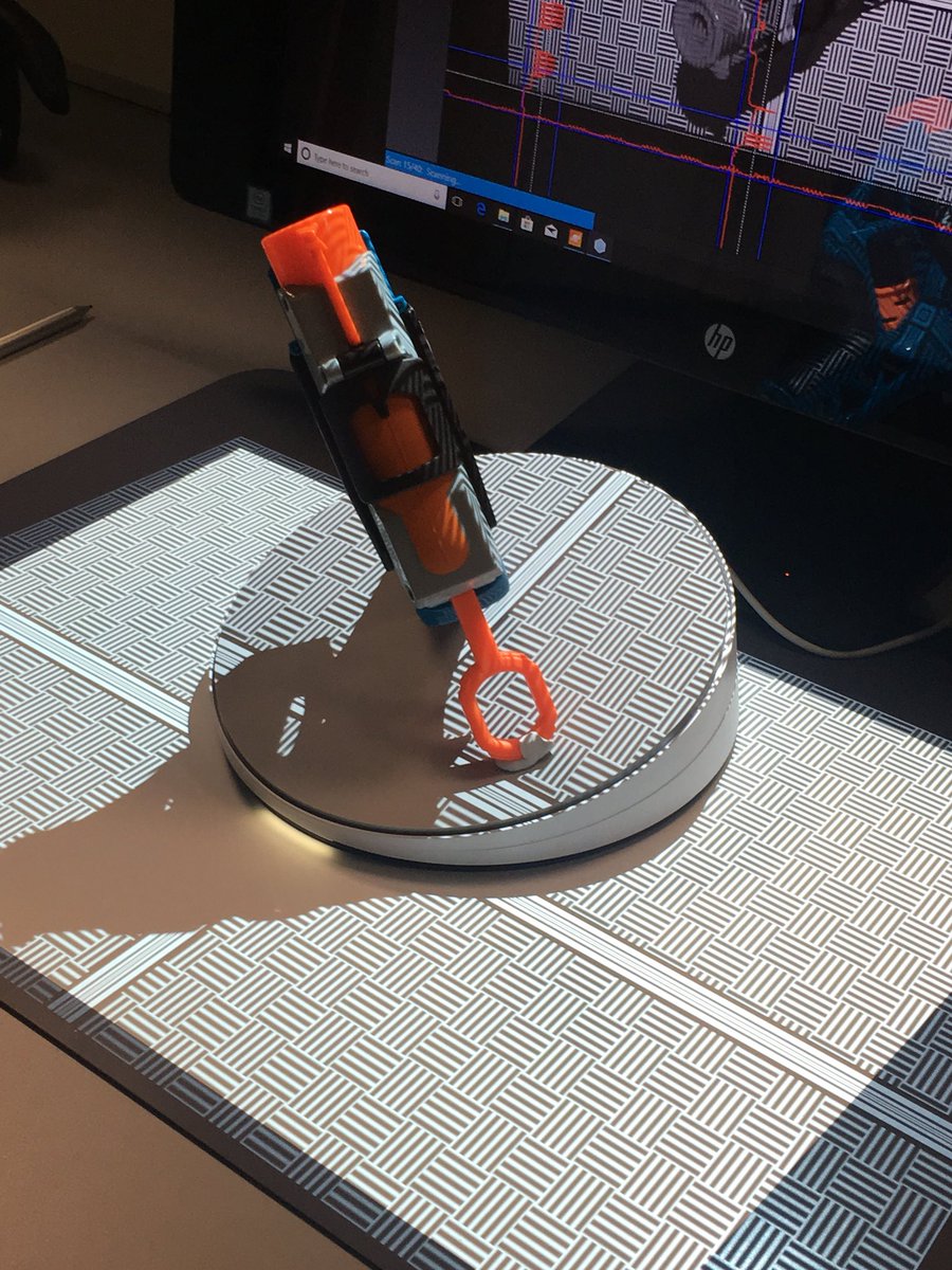 makerslabmons's tweet photo. New toy in the place !?! Let’s go the Nerf war in Hololens https://t.co/dQbNCBIVZG