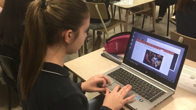 Conseilartscan's tweet photo. ÉducArt, une plateforme numérique conçu par le @mbamtl pour apprendre par l'art | @iciradiocanada https://t.co/WqCynJV6dF https://t.co/Rlfe74TVxV