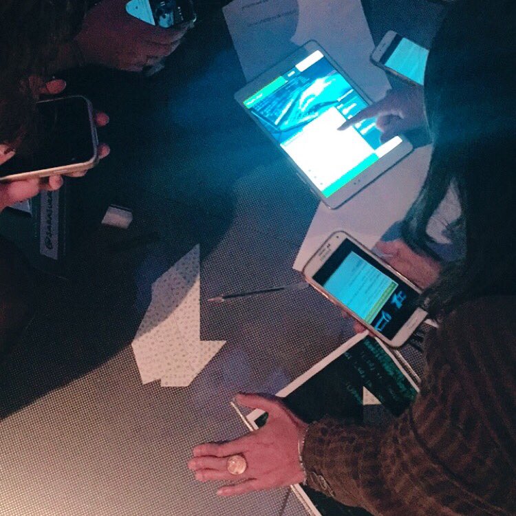 #escaperoom #digital #segundas #elataquedelosclones #womentechpower #techbarcelona17 <a href="/TechExpConf/">Tech Experience Conf</a> <a href="/sarajuradoBCN/">Sara Jurado</a> 🤳🏼 🥈