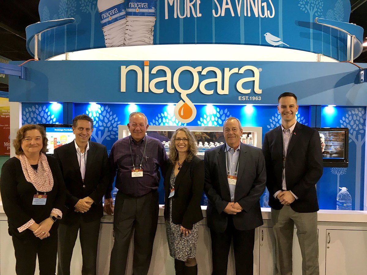 grpva's tweet photo. GRP's Rowena Fratarcangelo and @ChesterfieldBiz's Karen Aylward chatted w/ @Niagara_Water at #PLMA2017 in Chicago last week. #ChesterfieldVA #RVAUSA #Packaging https://t.co/fwkhsX2rwz