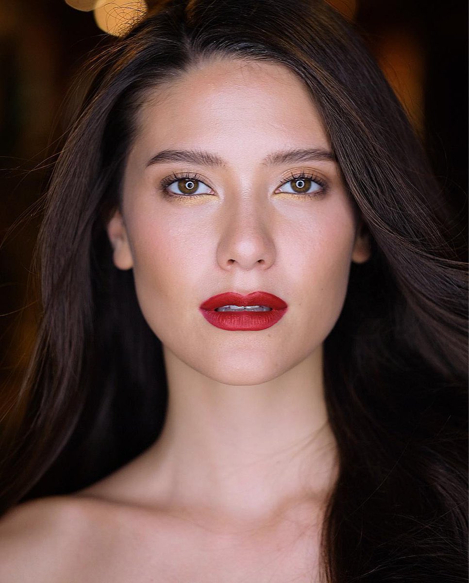 gamthestar's tweet photo. ว่าไงนะคะ #MissUniverse #Thailand https://t.co/So4HKSy5r3