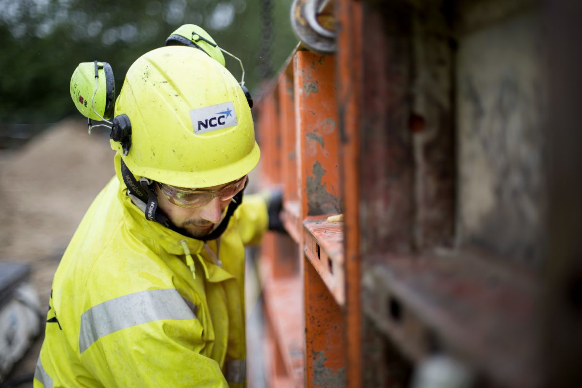 Målet er sat: I 2020 skal 70 % af alt produceret affald på NCC DK's byggepladser genanvendes #dkgreen #byggeri borsen.dk/nyheder/avisen…