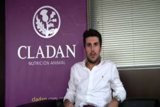 catedraavicola's tweet photo. CLADAN Nutrición Animal fue designada como representante exclusiva de @Elanco : Dialogamos con su Gte. Gral., Martín Cardona https://t.co/wJ7VRn45GA