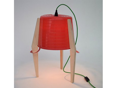 BlackhorseWS's tweet image. Bucket Lamp workshop by @BAT_Studio at #SideshowE17 2nd December bit.ly/2B2fieL #design #E17