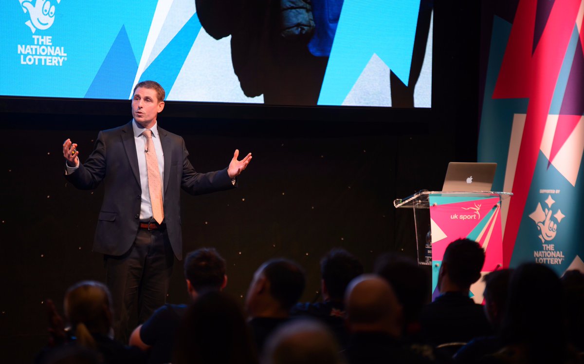 uk_sport's tweet photo. Day three of the #WCPC17 opened with a brilliant keynote speech from @drewpovey on positive leadership in challenging situations 🏫 https://t.co/wMpIDOsij9