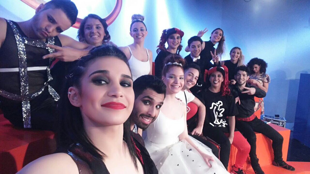 CamiSaligari's tweet photo. #ElRitmo #lafinal @quieromusicatv https://t.co/PqnXGyaOiM