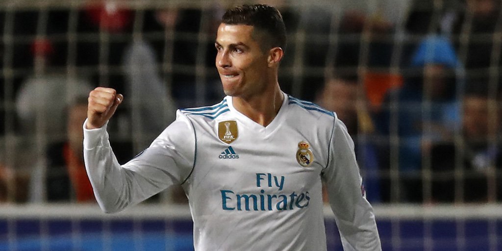 betoscope_en's tweet photo. With a brace at @apoelfcofficial, @Cristiano has moved clear at the top of the #ChampionsLeague scoring charts on 8 goals in 5 matches of the season. Hero!
#APORMA #UCL https://t.co/jmLbbXGbGd