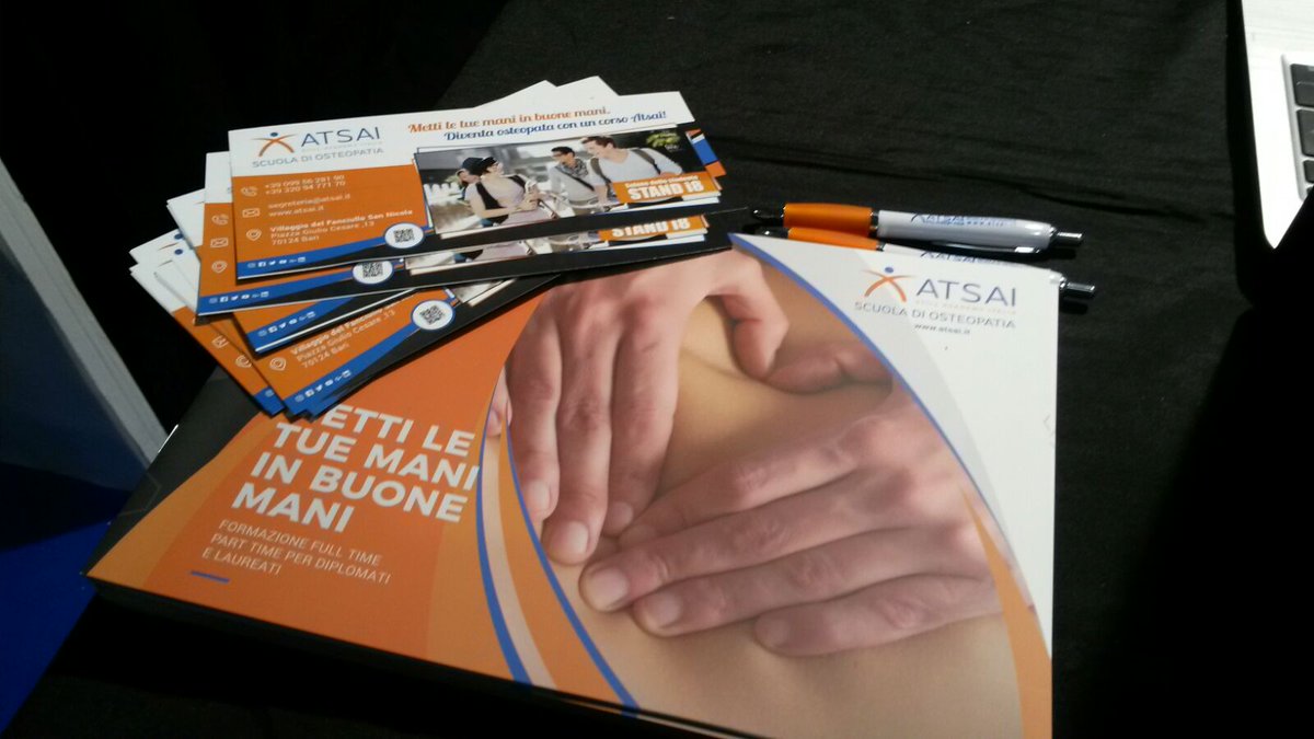 Atsai_ROI's tweet photo. Primo giorno dell' #ATSAI al #salonedellostudente a #Bari , #fieradellevante ... Ti aspettiamo allo stand i8 ... Metti le tue mani in buone mani! https://t.co/OlUKxkPVY9