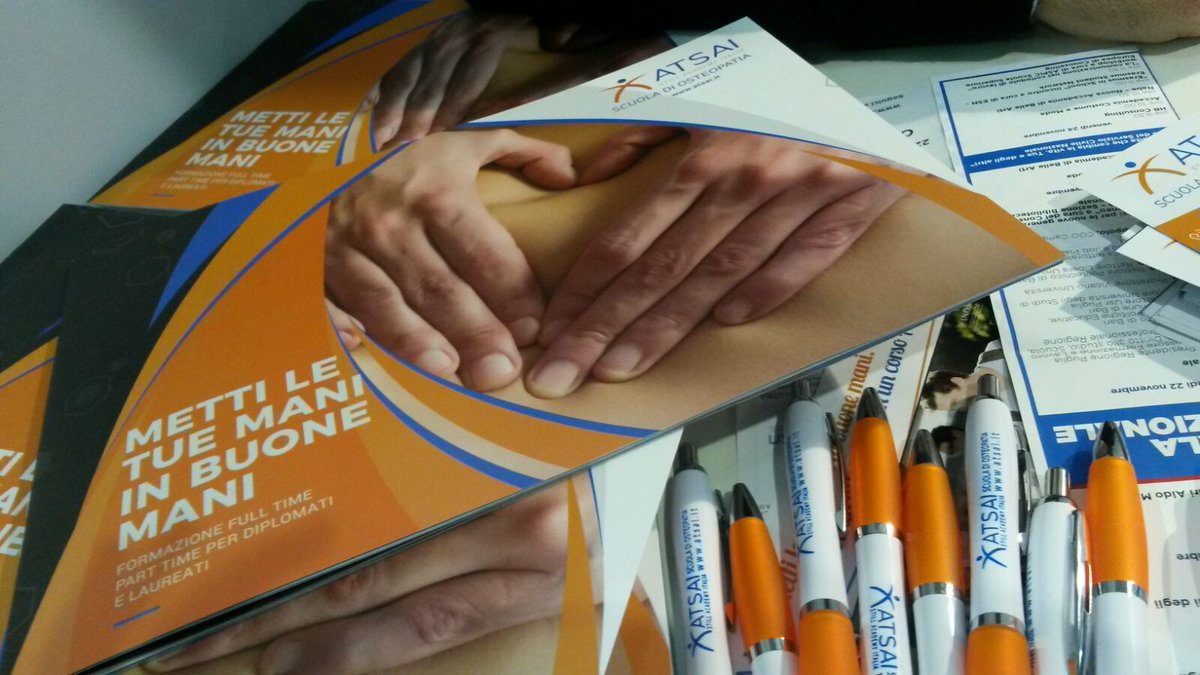 Atsai_ROI's tweet photo. Primo giorno dell' #ATSAI al #salonedellostudente a #Bari , #fieradellevante ... Ti aspettiamo allo stand i8 ... Metti le tue mani in buone mani! https://t.co/OlUKxkPVY9