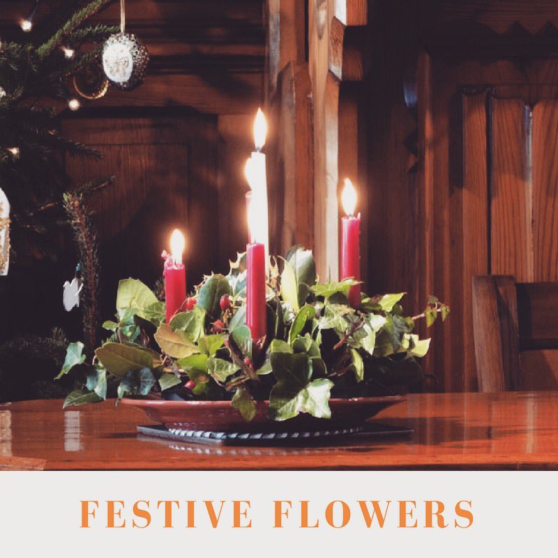 Adult_college's tweet image. Create unique handmade #festivetable designs using a range of fresh #flowers. Call 01708 434955 or click: bit.ly/HAC-FestiveFlo…