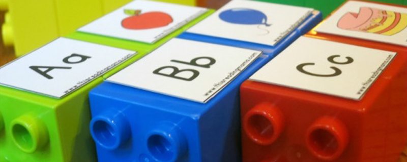 Bricks4KidzIre's tweet photo. 3 uses for LEGO® Bricks to build your child’s literacy skills #bricks4kidz #franchise https://t.co/k6Y5oNbUOf https://t.co/1tff0FNpIa