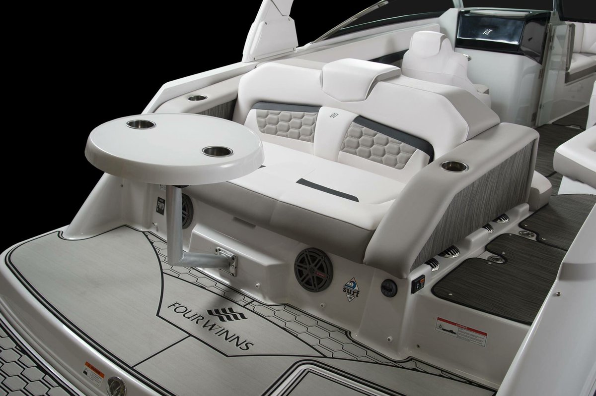 Headlined by ample space for up to 11 people, the fully enclosed head compartment, and a luxurious interior the HD 240 was bred for a good time, all the time. #FourWinnsHD