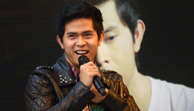 parantifm's tweet photo. #NowPlaying #TripleHits @CakraKonta - Harus Terpisah | Kau Memilih Dia | Kekasih Bayangan #JPK W/ @dinacarla_ #HITSnyaPandeglang https://t.co/v774rx9gul