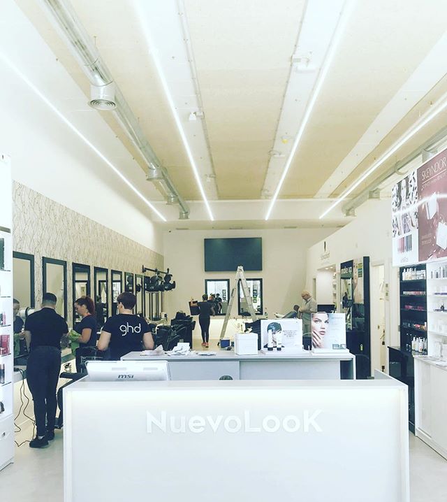 Ready for Gran Opening Today - Nuevo Look !!!! <a href="/vivealisios/">Alisios</a>