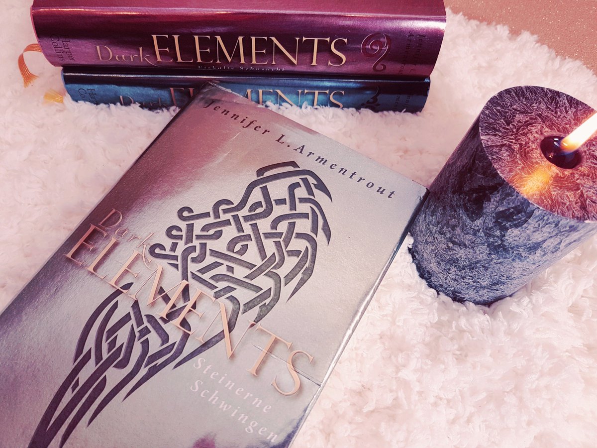 MemoriesOfBooks's tweet photo. Meine #Rezension zu "Dark Elements-Steinerne Schwingen" ist soeben auf meinem Blog online gegangen!❤️https://t.co/d6LP2lawrJ Dort findet ihr auch die #Rezis von @KB_Flaschenpost und @tesbucherblog 📚❤️ https://t.co/e2DkPAAK9o