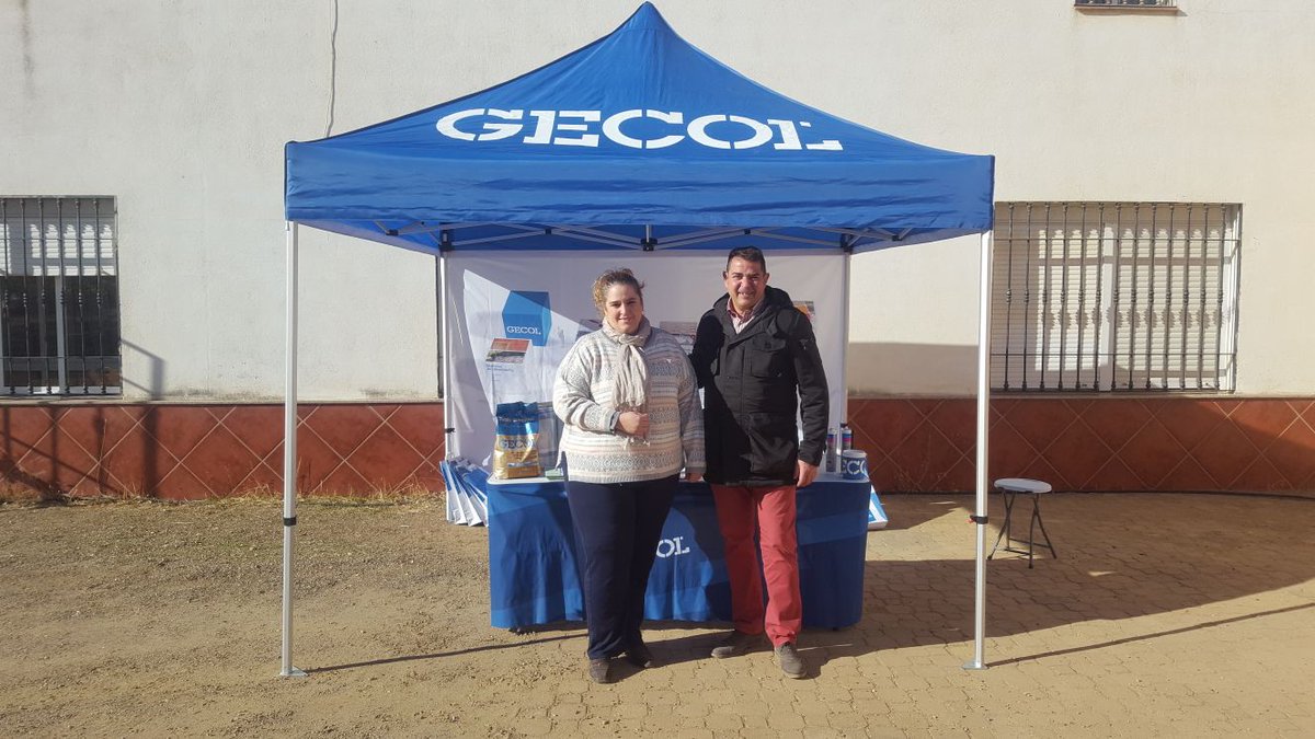 GECOLoficial's tweet photo. Tenemos otro Punto de Venta Activo en Decora Factory en Fuente Obejuna (Córdoba) En la fotografía Jorge Reifs con Carmen Sánchez, responsable de Ventas #GECOLequipo #SiempreCerca #PVAgecol https://t.co/tHhaVP63kH