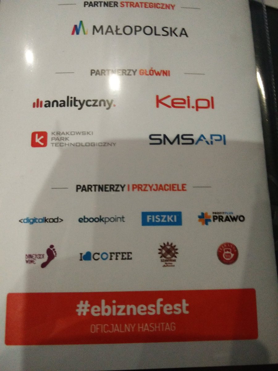 KreiserAnna's tweet photo. Dziś otwierałam #ebiznesfest. Teraz @Szymon fajnie prowadzi panel. Ciekawy event! Dziękuję za zaproszenie :-) https://t.co/kuusJDWRvp