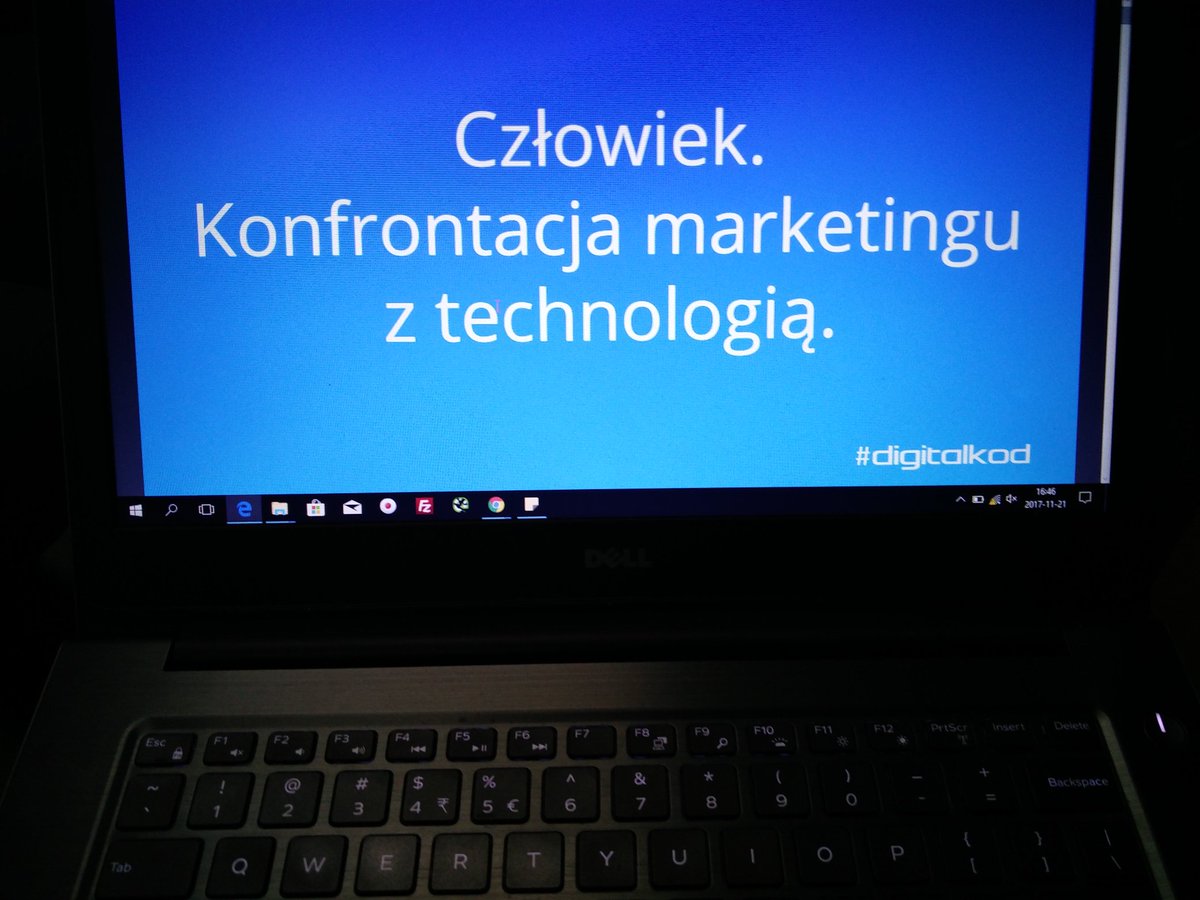 KreiserAnna's tweet photo. Dziś otwierałam #ebiznesfest. Teraz @Szymon fajnie prowadzi panel. Ciekawy event! Dziękuję za zaproszenie :-) https://t.co/kuusJDWRvp