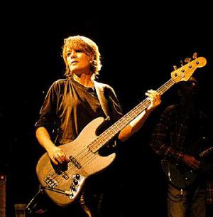 Happy Birthday Today 11/22 to Talking Heads co-founder/bassist Tina Weymouth. Rock ON! 