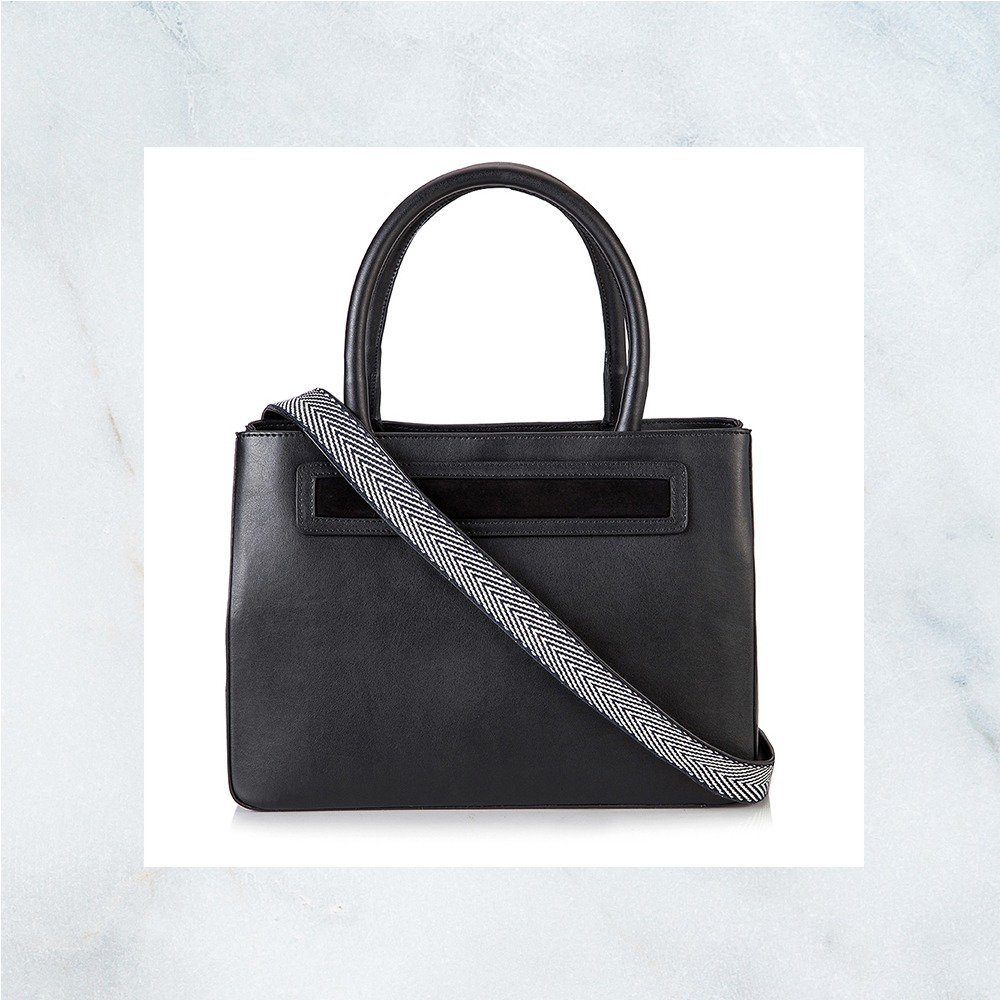 Siyah klasik!
Satın almak için linke tıkla: hotic.com.tr/p/19171/laurie…