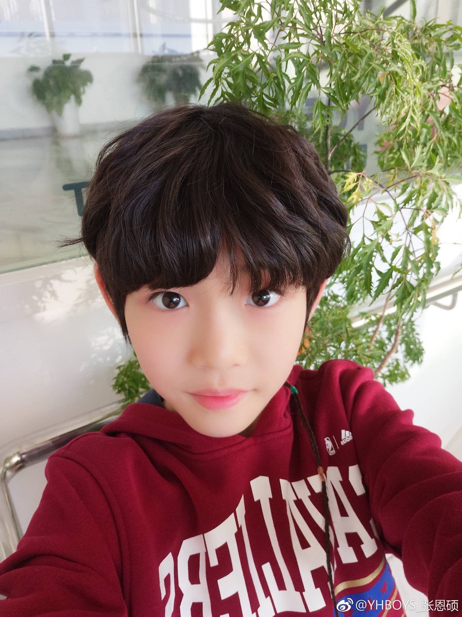 EnShuoYHBoys's tweet photo. When the plane is about to take off, see you tomorrow! I hope the show for tomorrow will be fun, I’ll work hard! #YHBOYS https://t.co/viFDQHOANt