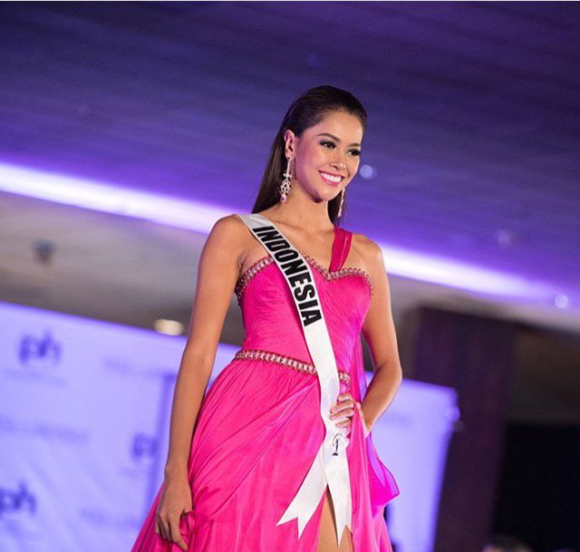 rchaironyaroh's tweet photo. Indonesia for Miss Universe 2017👑
#MissUniverse #Indonesia https://t.co/IzlXBzwqEH
