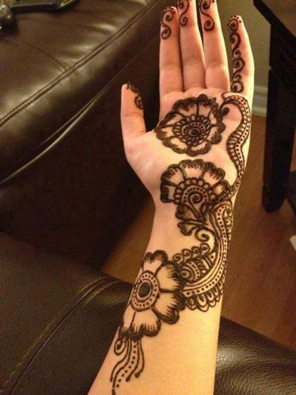 meribindiya's tweet photo. Done by meribindiya non bridal mehendi .
Contact us: 8130520472 Mail us: info@meribindiya.com
#MeriBindiya #MakeUpArtist #MehndiExpert #GorgeousAnkleDesign #BookingsStart #CuteLegMehndiDesign #MagnificentFullLegMehndiDesign #RoundLegMehndiDesign @EveryTreeCounts https://t.co/lViUofk5wx