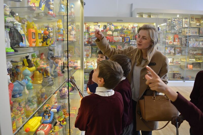 Excited to announce that <a href="/retinne/">Murat Akyurek</a>, <a href="/PamellaBarotti/">Pamella Barotti</a> @creativebutton will be speaking at our free Teaching Branding event in Feb. Teachers, lecturers, and PGCE students will be attending to hear how they can #inspire their #BusinessStudies students #edchat ow.ly/GTxF30gIDKx