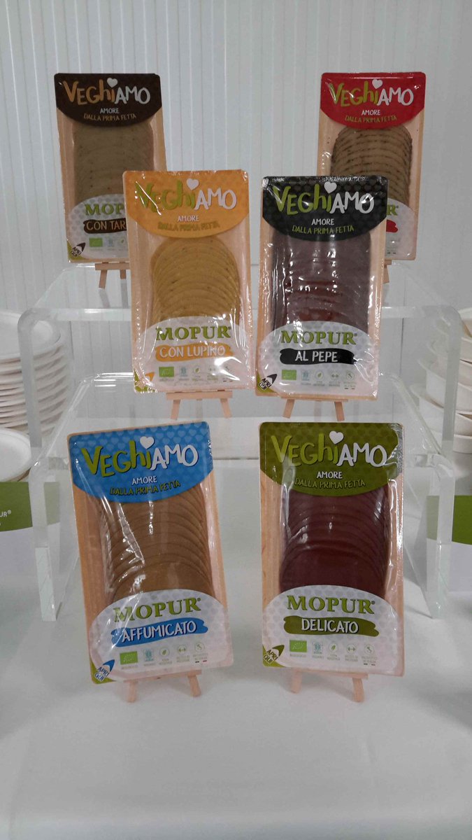Pointoutto's tweet photo. Zola Predosa, Bo, nuovo stabilimento FMV by #Felsineo  #Mopur per #Veghiamo affettati100% #bio #vegetarian @Gdoweek @FreshPointMag @fruitecom_rp https://t.co/ruMvLiuxuQ