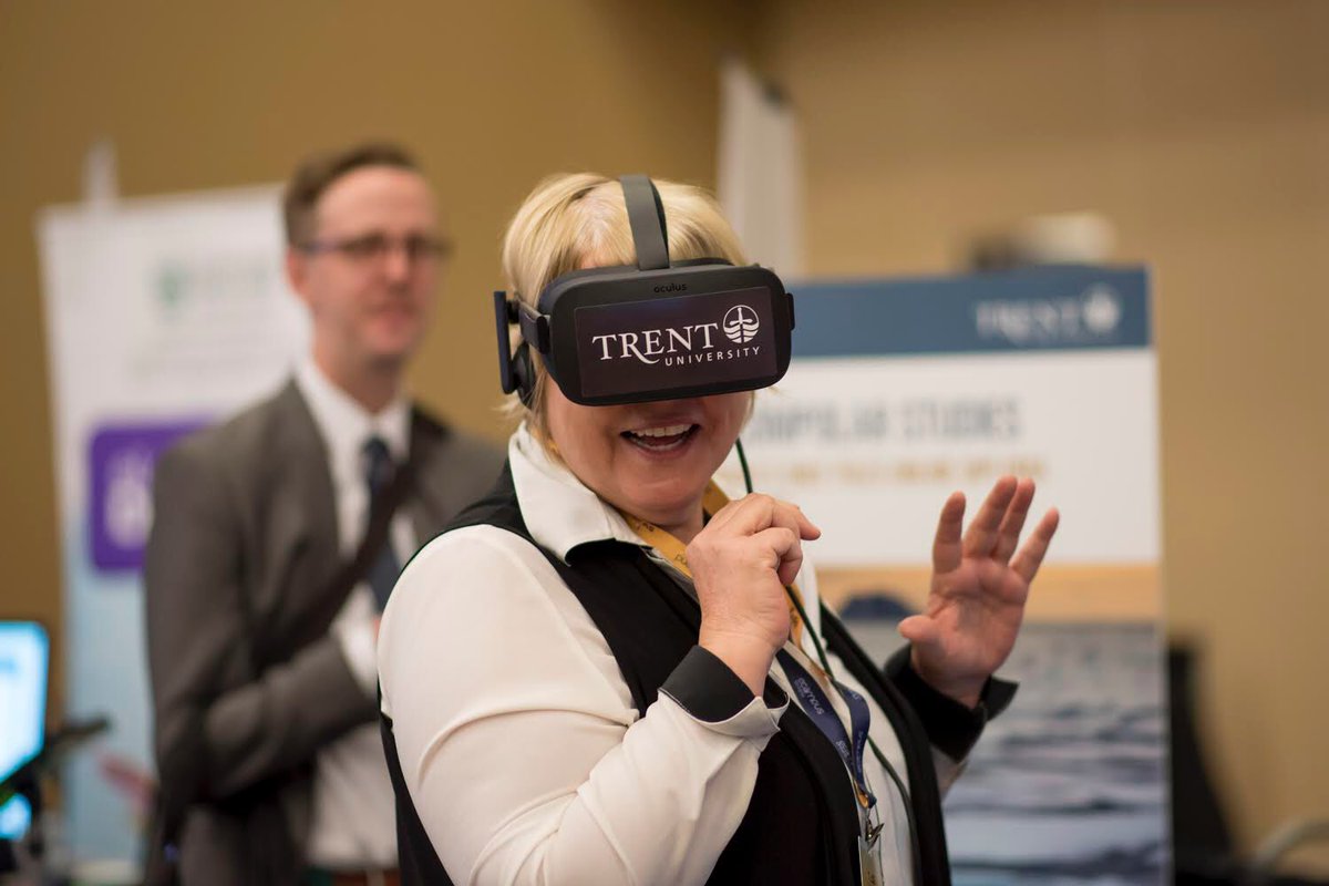 eCampusOntario's tweet photo. Recap: Minister @Deb_Matthews attends day two of #TESS17 https://t.co/zzJhi2v6kU
