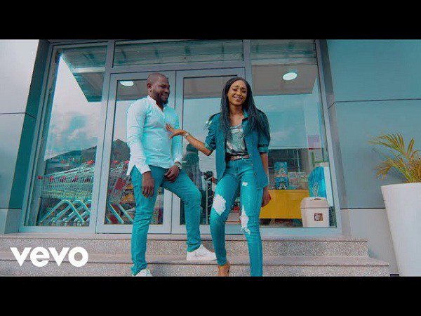 Donak4all's tweet photo. NEW VIDEO: Tjan – Omo Yi https://t.co/Q9LOIvQ0w2 https://t.co/iZewEL4vxT