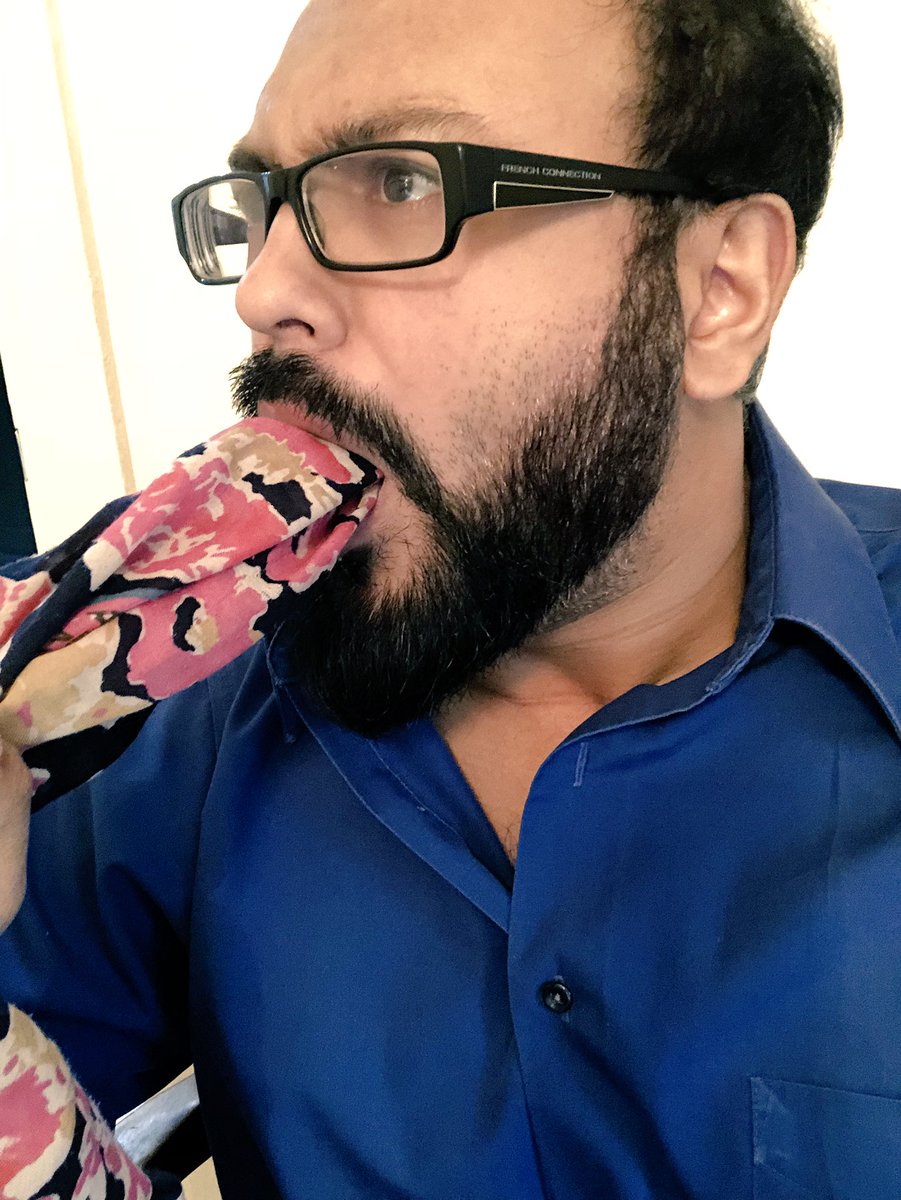 thatdermguy's tweet photo. ‘Speak hijabi’ you know https://t.co/IrRgO3UiHu