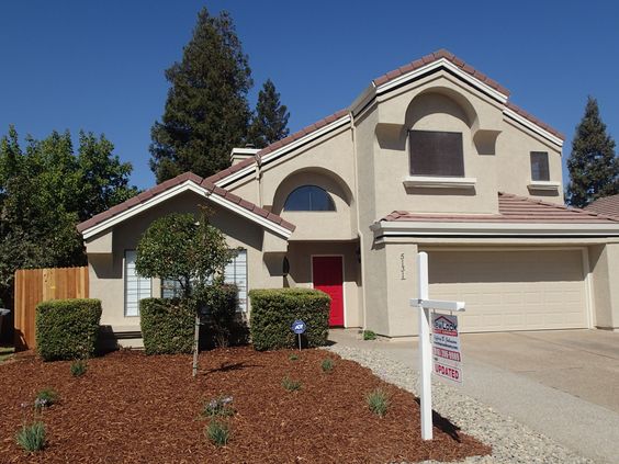 We buy #Sacramento houses in any condition and all price ranges! bit.ly/SellCAHome #RealEstate #Investors