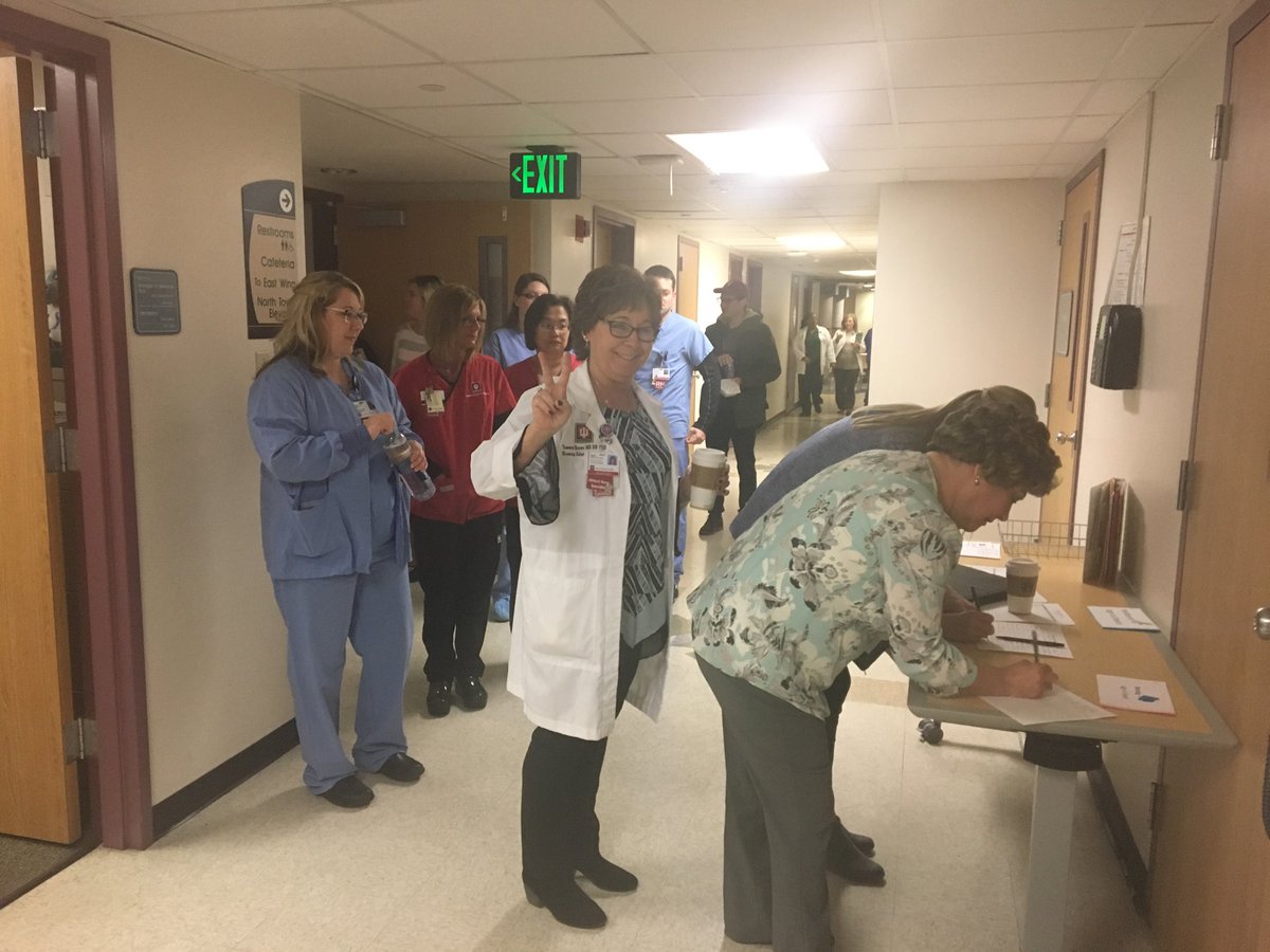 footinfever's tweet photo. Look at the line for Dr. Saleem’s CDiff Presentation! https://t.co/5kYZ3Y6755
