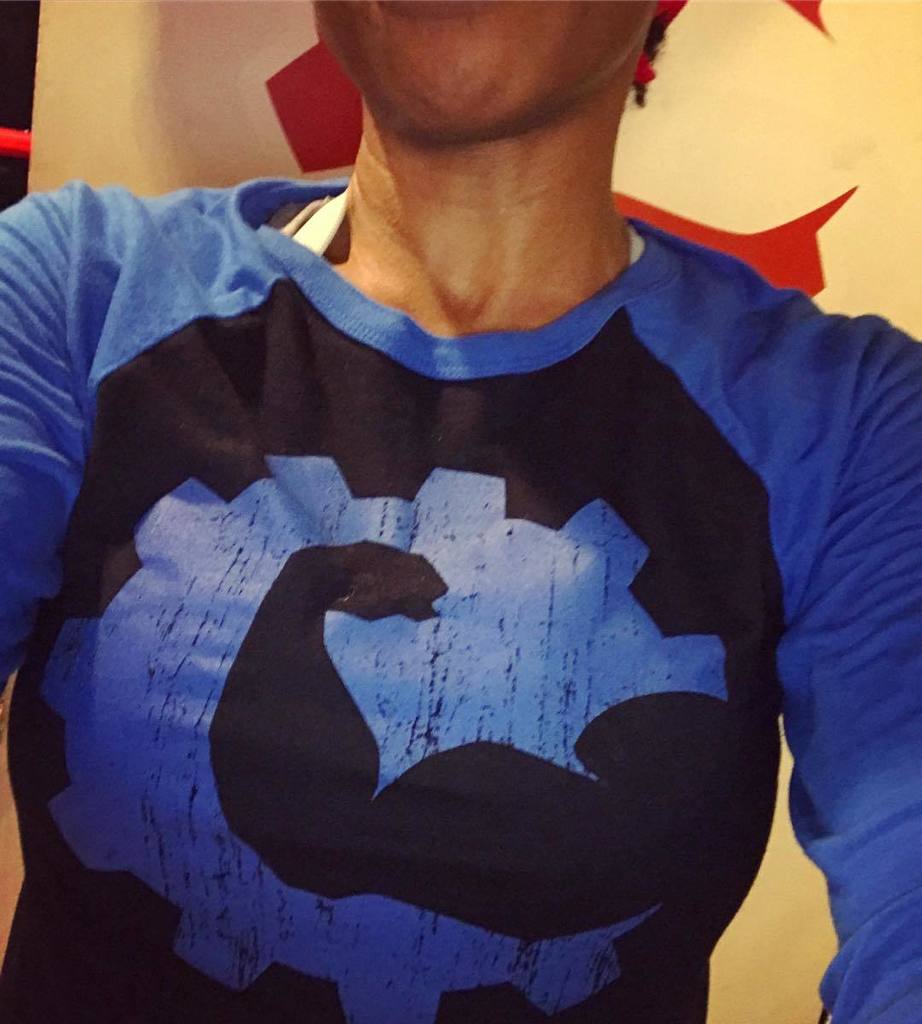 NicoleBlades's tweet photo. Flew back home yesterday, exhausted, but made sure I got in #legday at the @bodyrocfitlab last night. Then up again for #chestbackday and boxing at 5:30 AYEM. Not a game. Manโs not playin! ๐ช๐พ๐๐พโโ๏ธ๐ฅ๐๐พโโ๏ธ #RepTheRoc https://t.co/MvA9H3KFDi https://t.co/Urkv9yQY7d